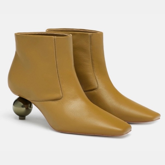 Zara Shoes - Zara leather ankle boots with round heel tan olive